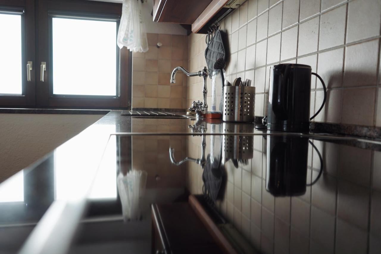 Unique: Geraeumig - Bhf-Nah - Parkplatz - Netflix Apartment เบรเมน ภายนอก รูปภาพ