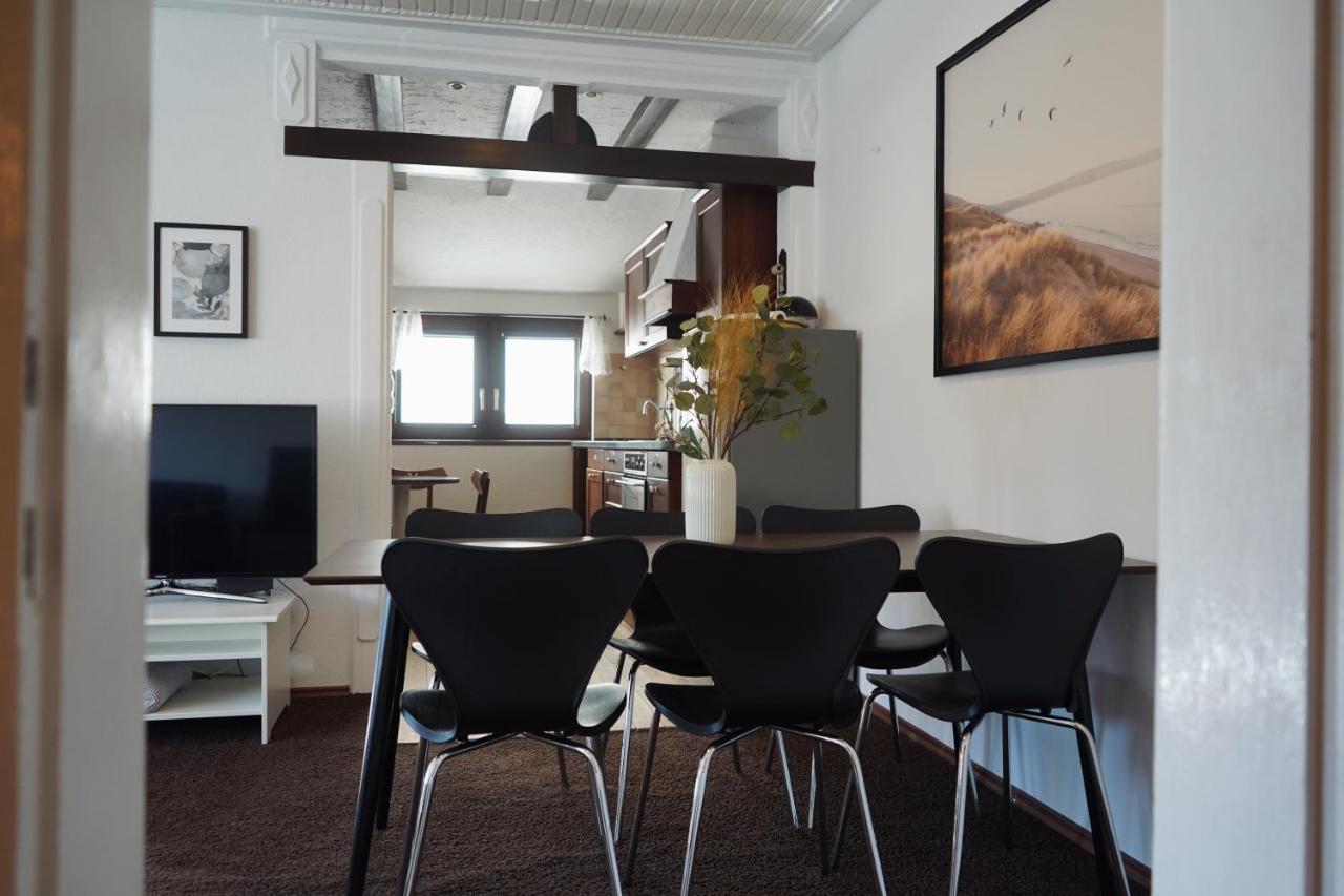 Unique: Geraeumig - Bhf-Nah - Parkplatz - Netflix Apartment เบรเมน ภายนอก รูปภาพ