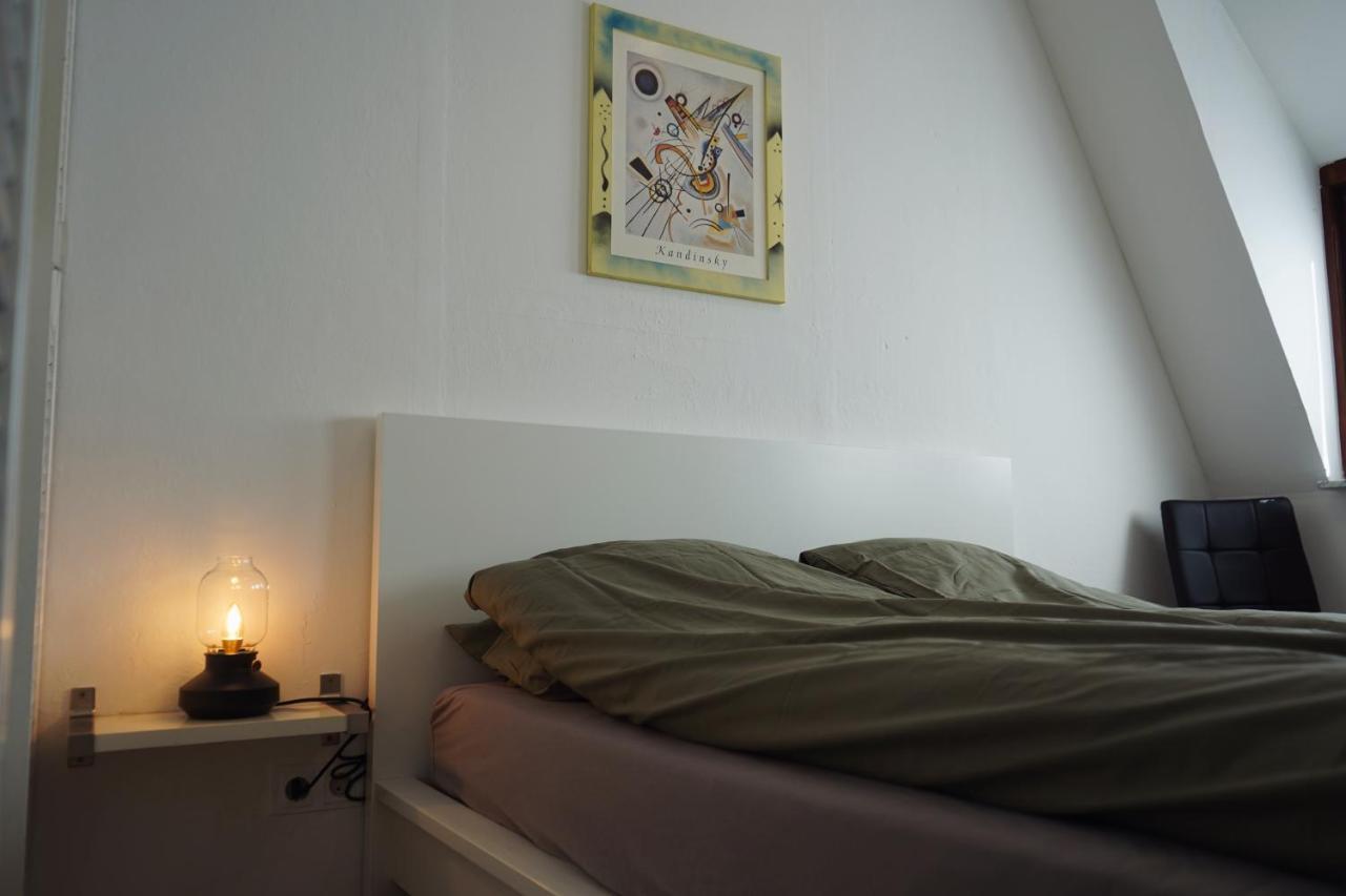 Unique: Geraeumig - Bhf-Nah - Parkplatz - Netflix Apartment เบรเมน ภายนอก รูปภาพ